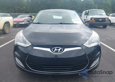 2012 Hyundai Veloster Base W/Red/Black z USA, uszkodzony, nr VIN KMHTC6AD9CU053040